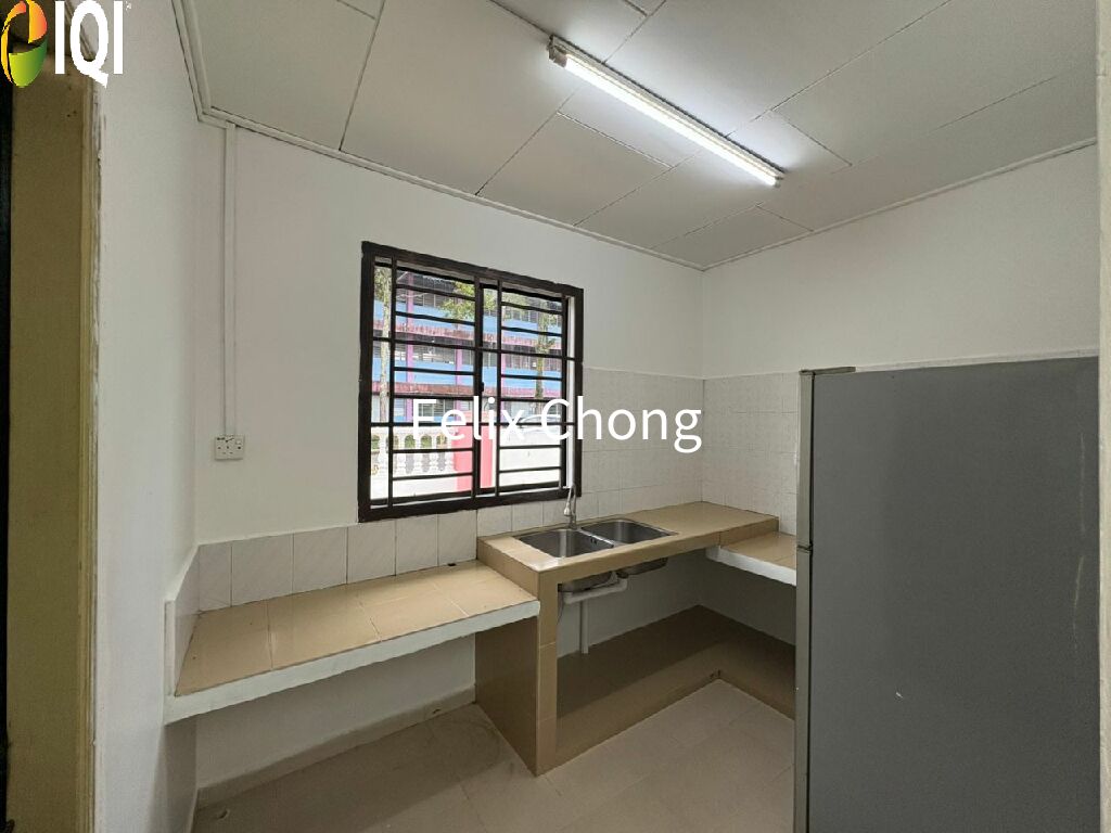 Taman Universiti 1 Sty Low Cost Corner,Jalan Perubatan,Skudai,Full Loan image