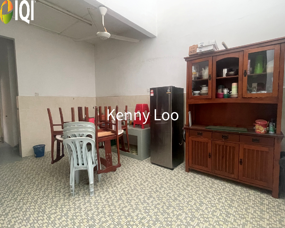 Lorong Air Putih 82 image