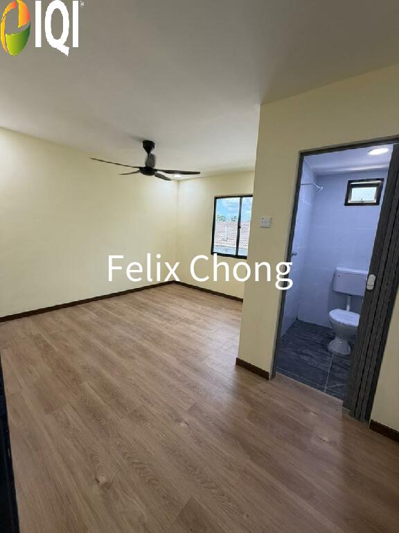 Taman Muhibbah 2 Sty Low Cost,Jalan Jambu Air,Kulai,Renovated,Extend image