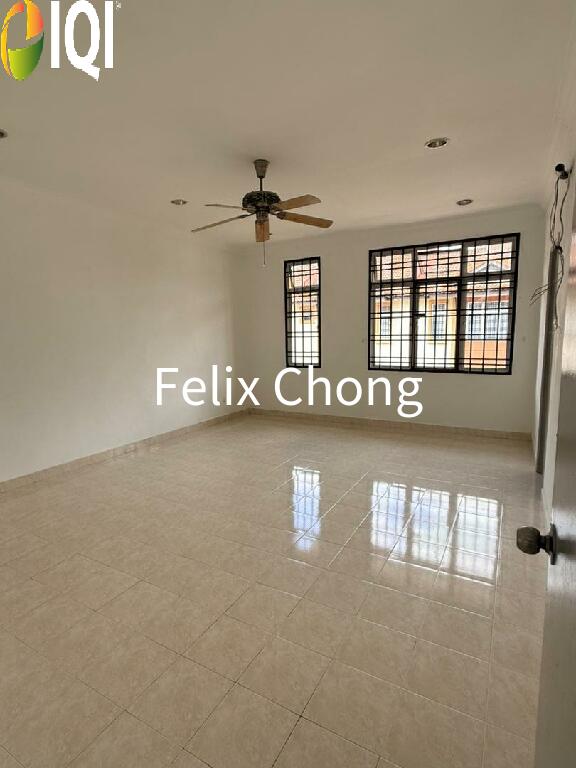 Nusa Villa Penthouse,Jalan Jati,Taman Nusa Bestari Jaya,Full Loan,Gng image