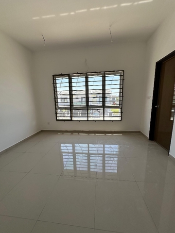 TAMAN SEMARAK WARISAN image