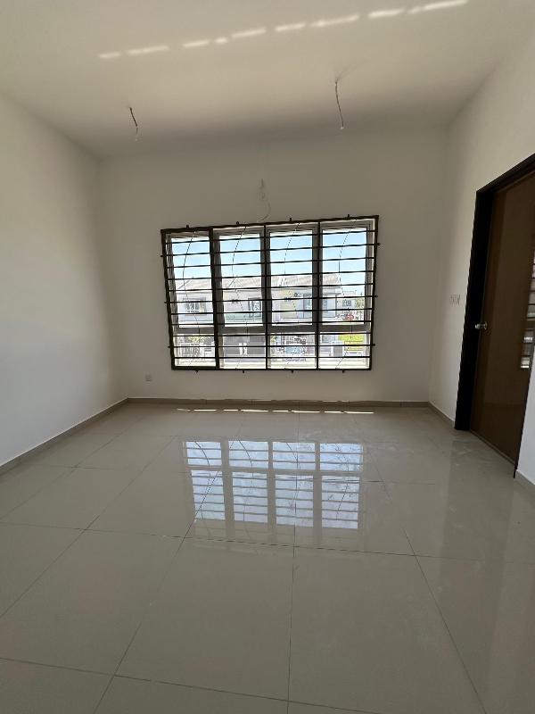 TAMAN SEMARAK WARISAN image