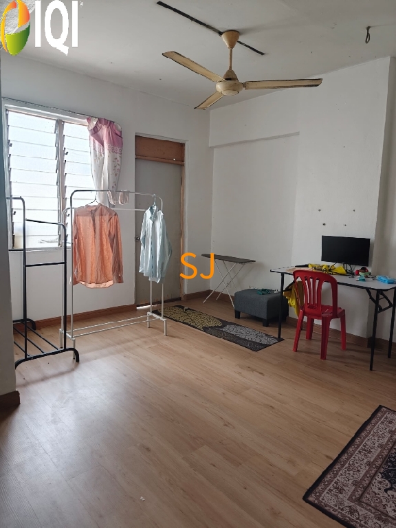 Rumah Apartment Desa Tasik Fasa 1A Sungai besi image