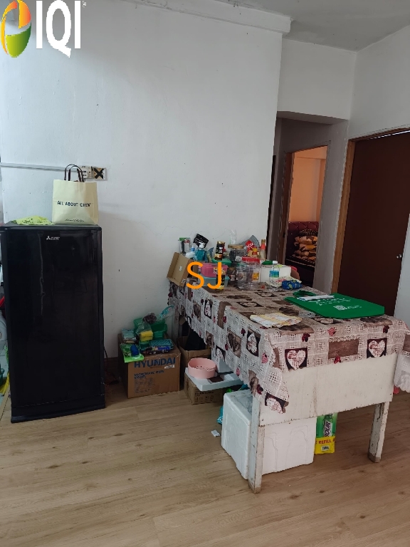 Rumah Apartment Desa Tasik Fasa 1A Sungai besi image