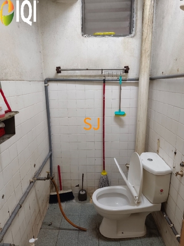 Rumah Apartment Desa Tasik Fasa 1A Sungai besi image