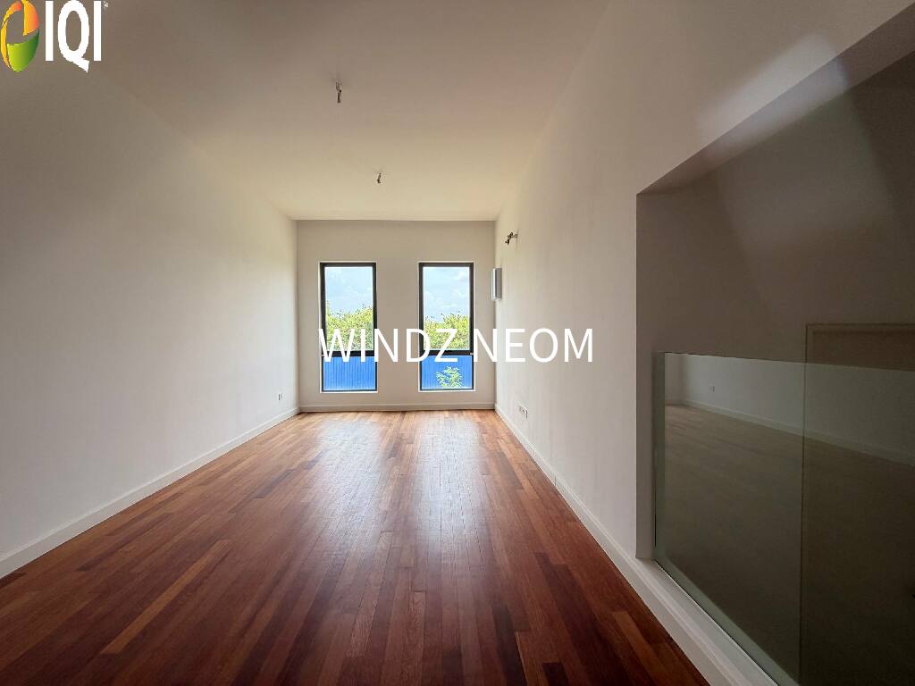 Broadleaf Residences image