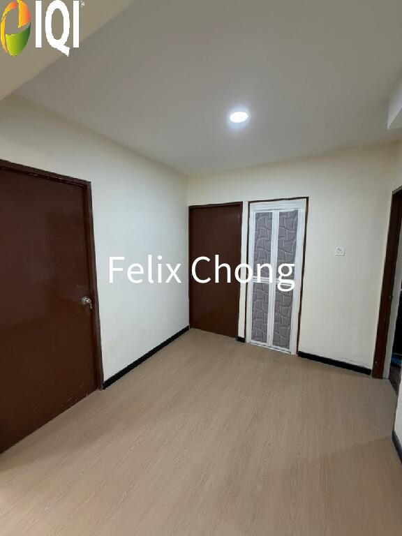 Desa Tebrau Sri Lanang Low Cost Flat,Jalan Harmonium,Johor Bahru,Renovated image