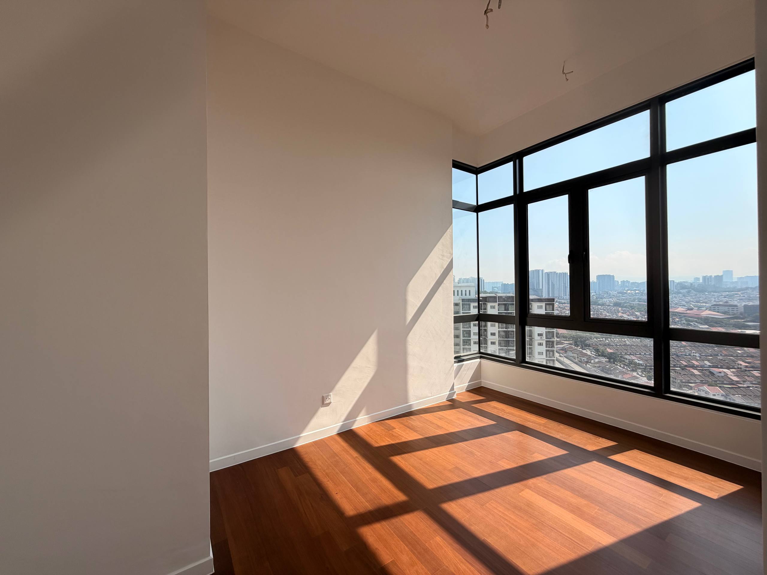 The Maple Residences OUG image