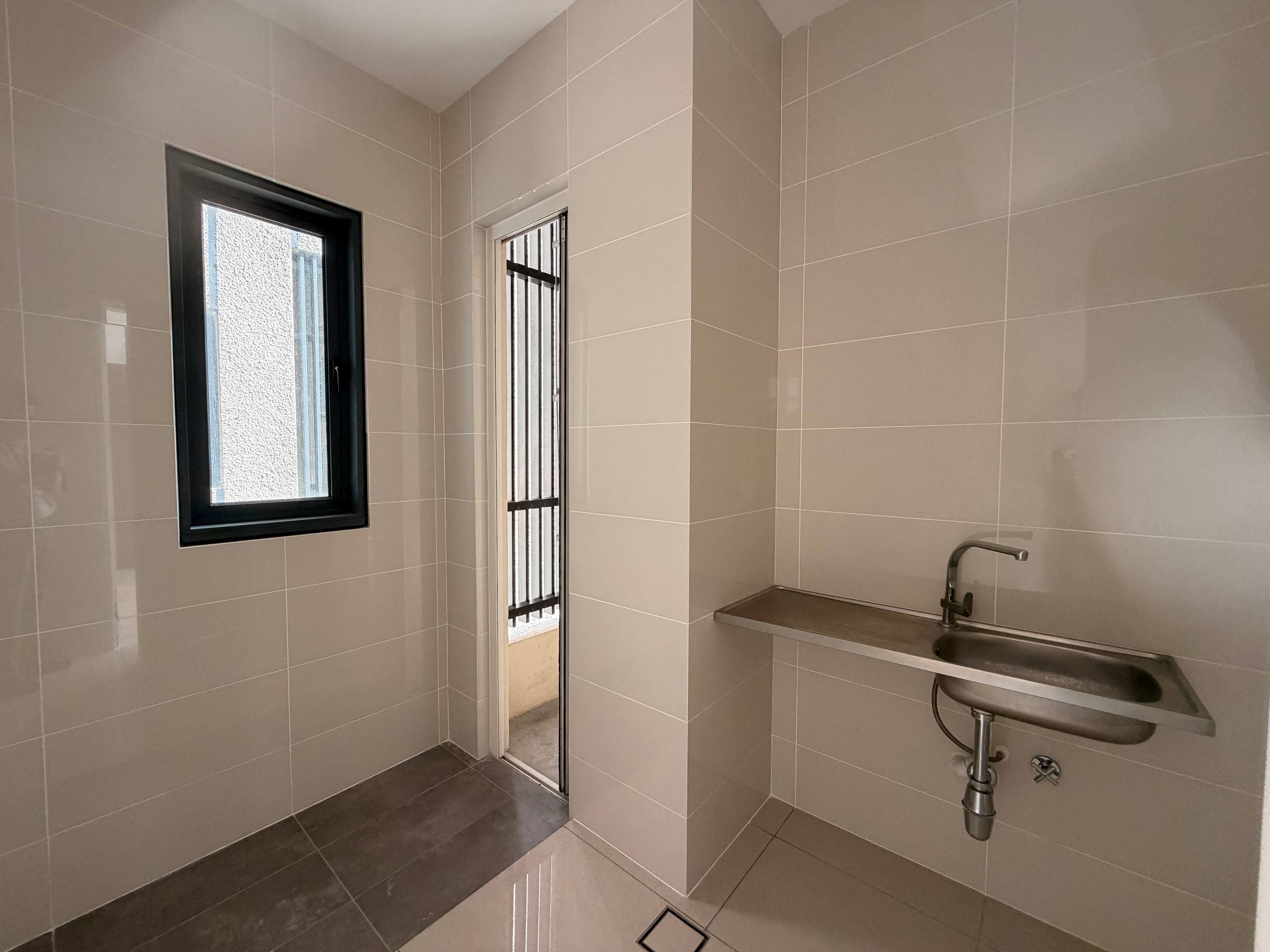 The Maple Residences OUG image