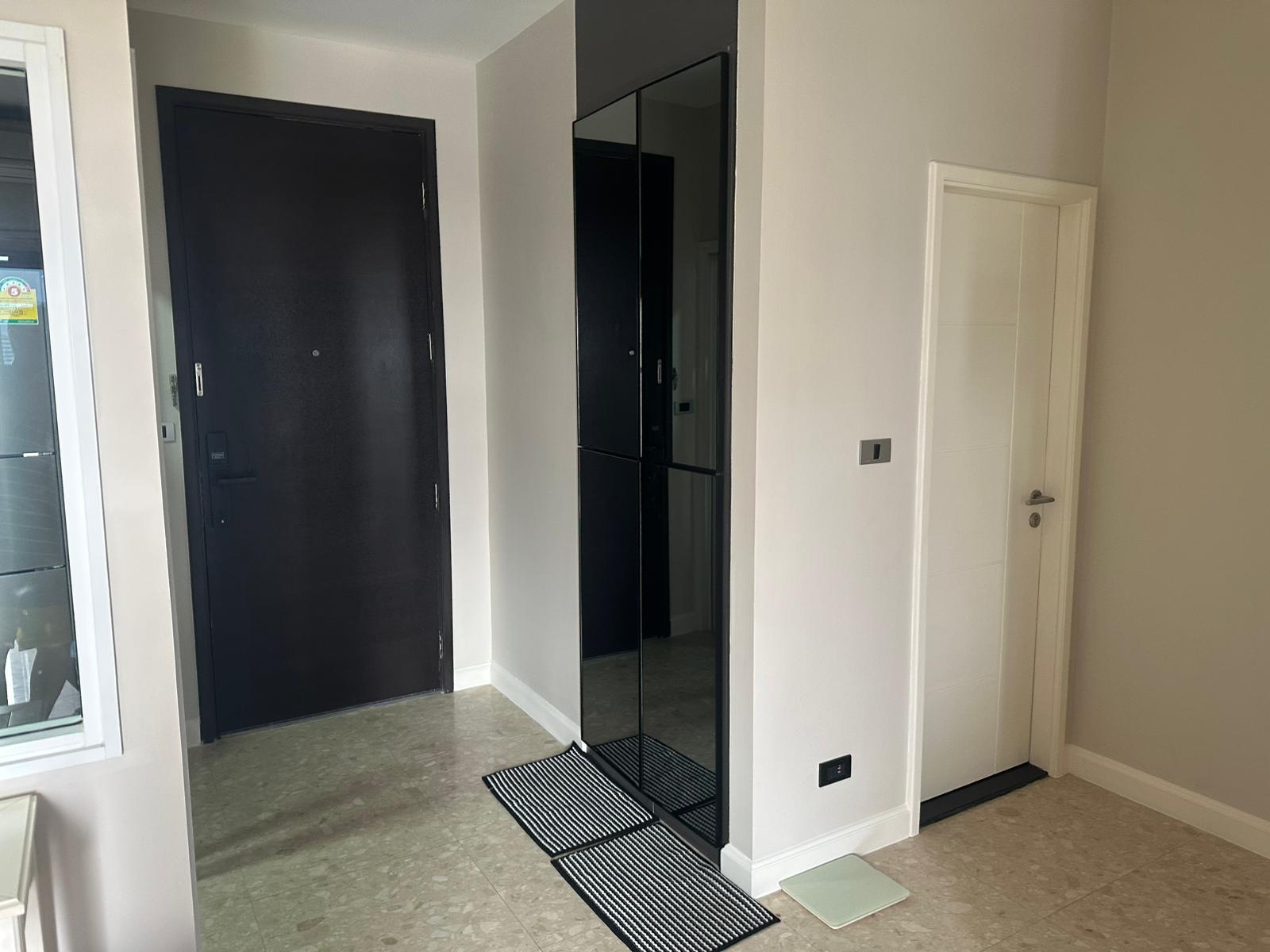 The Crest Sukhumvit 34 For Sale Baht 10.5M image
