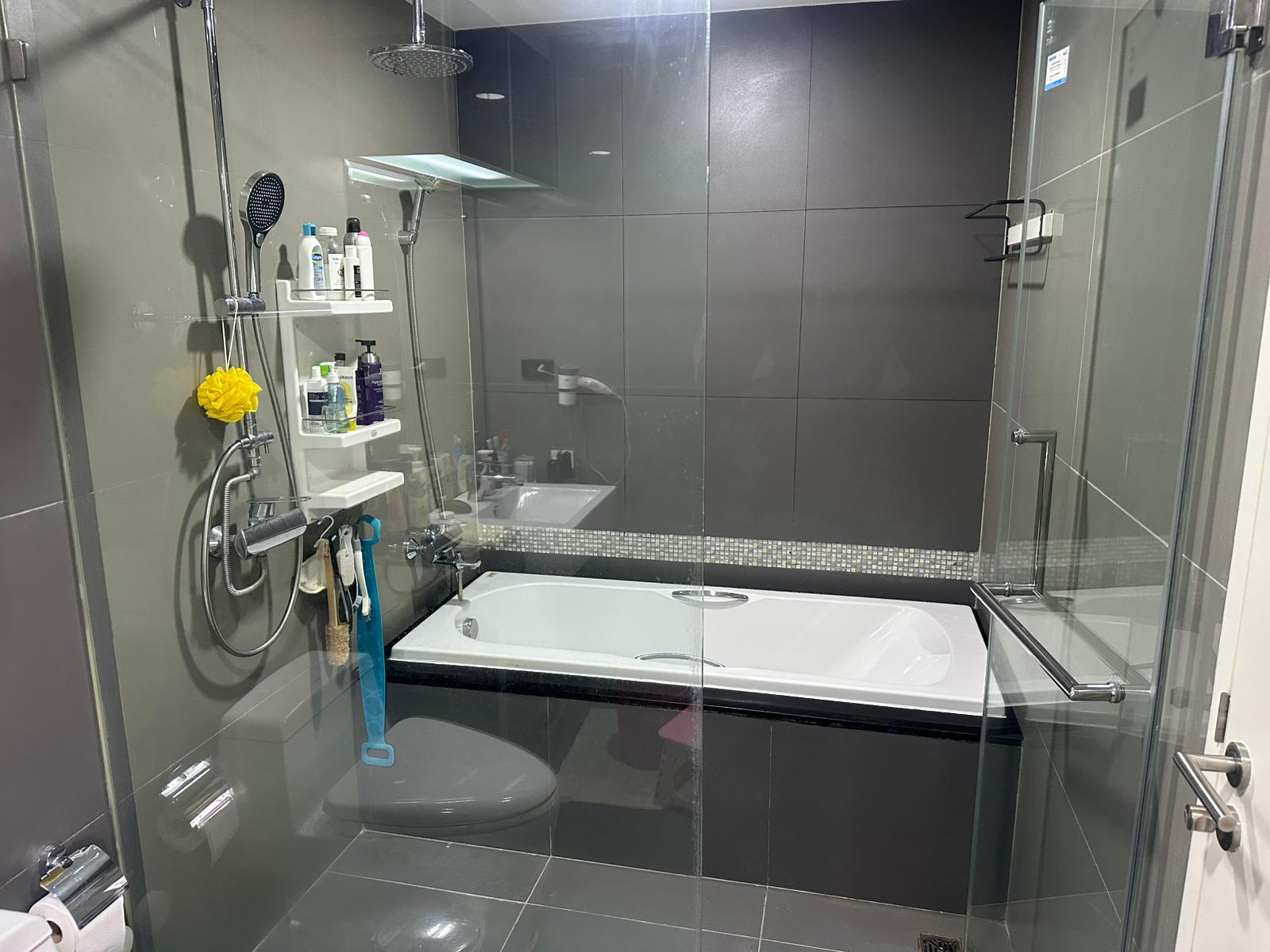 The Crest Sukhumvit 34 For Sale Baht 10.5M image