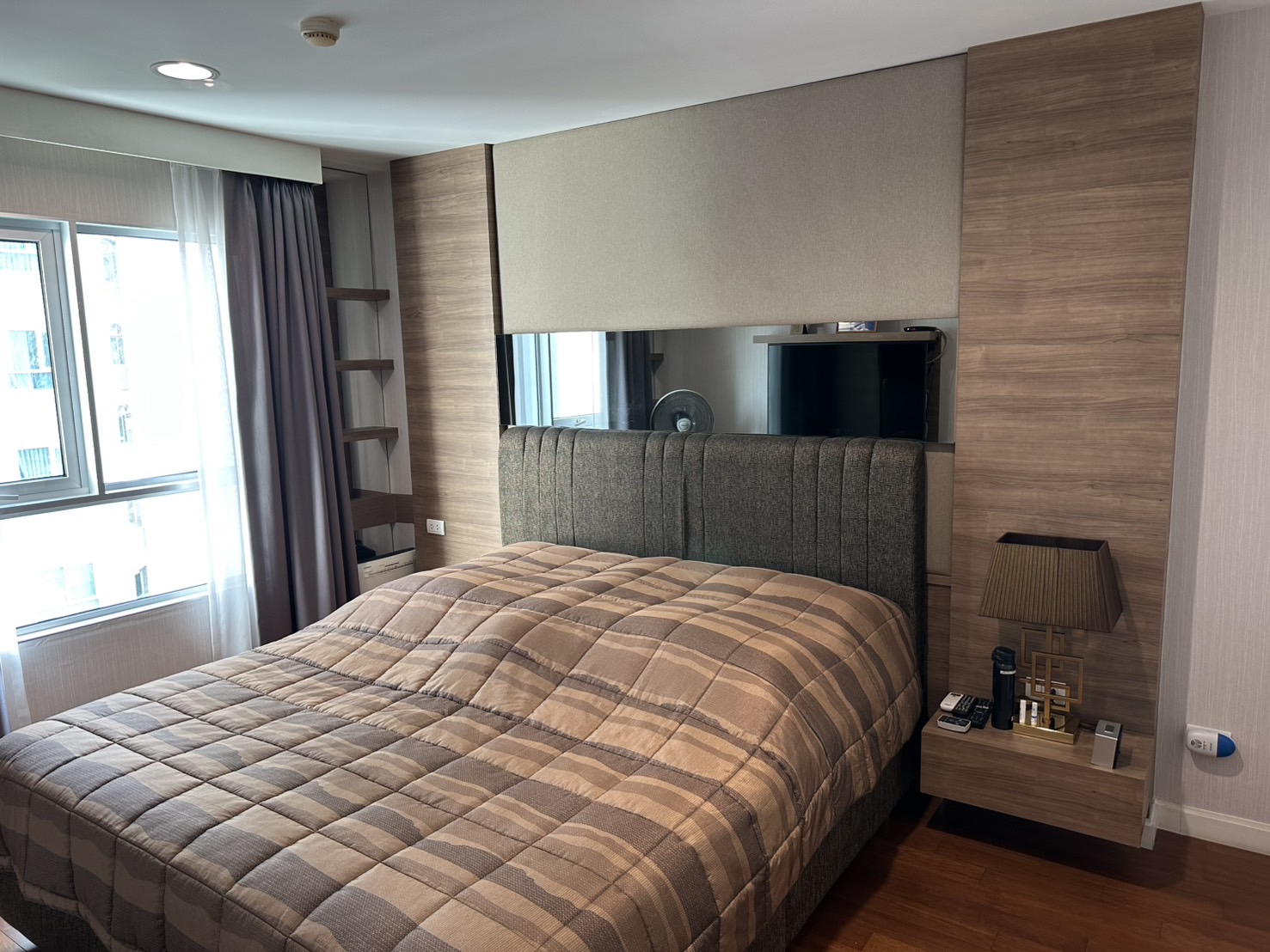 Belle Grand Rama 9 For Sale Baht 12.8M image