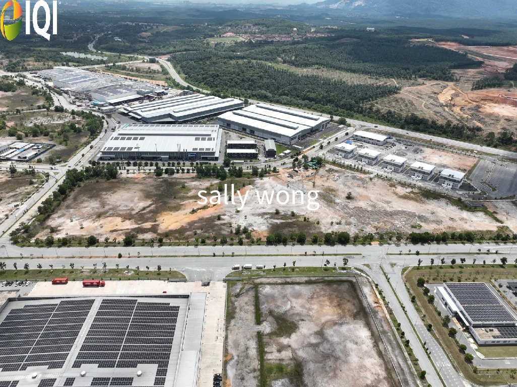 Bandar Baru Enstek Brand New Detached Factory Heavy Industrial 8.5Acres Negeri Sembilan image