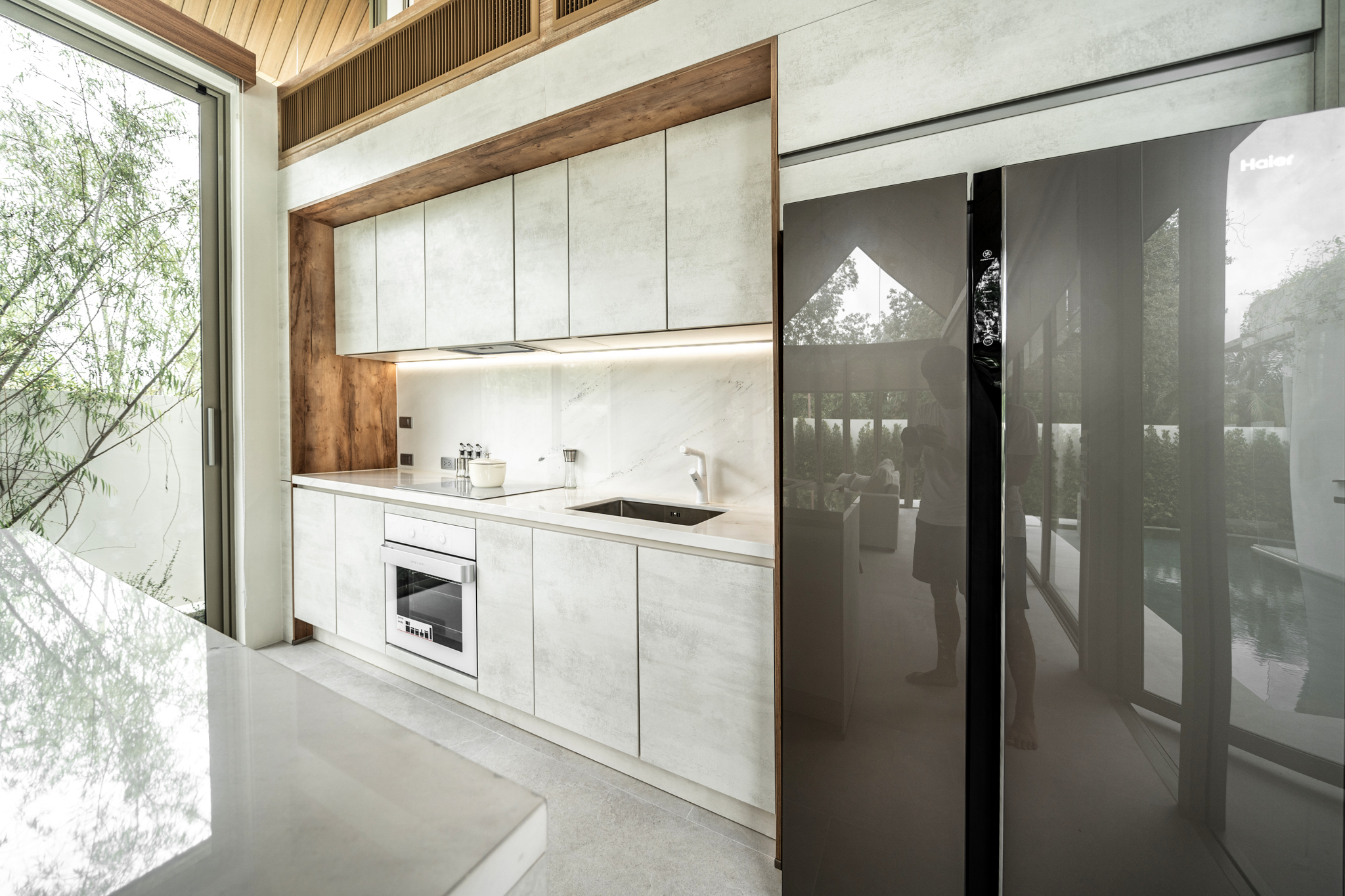 A fully furnished, ready-to-move-in villa in Phuket’s top investment zone. image