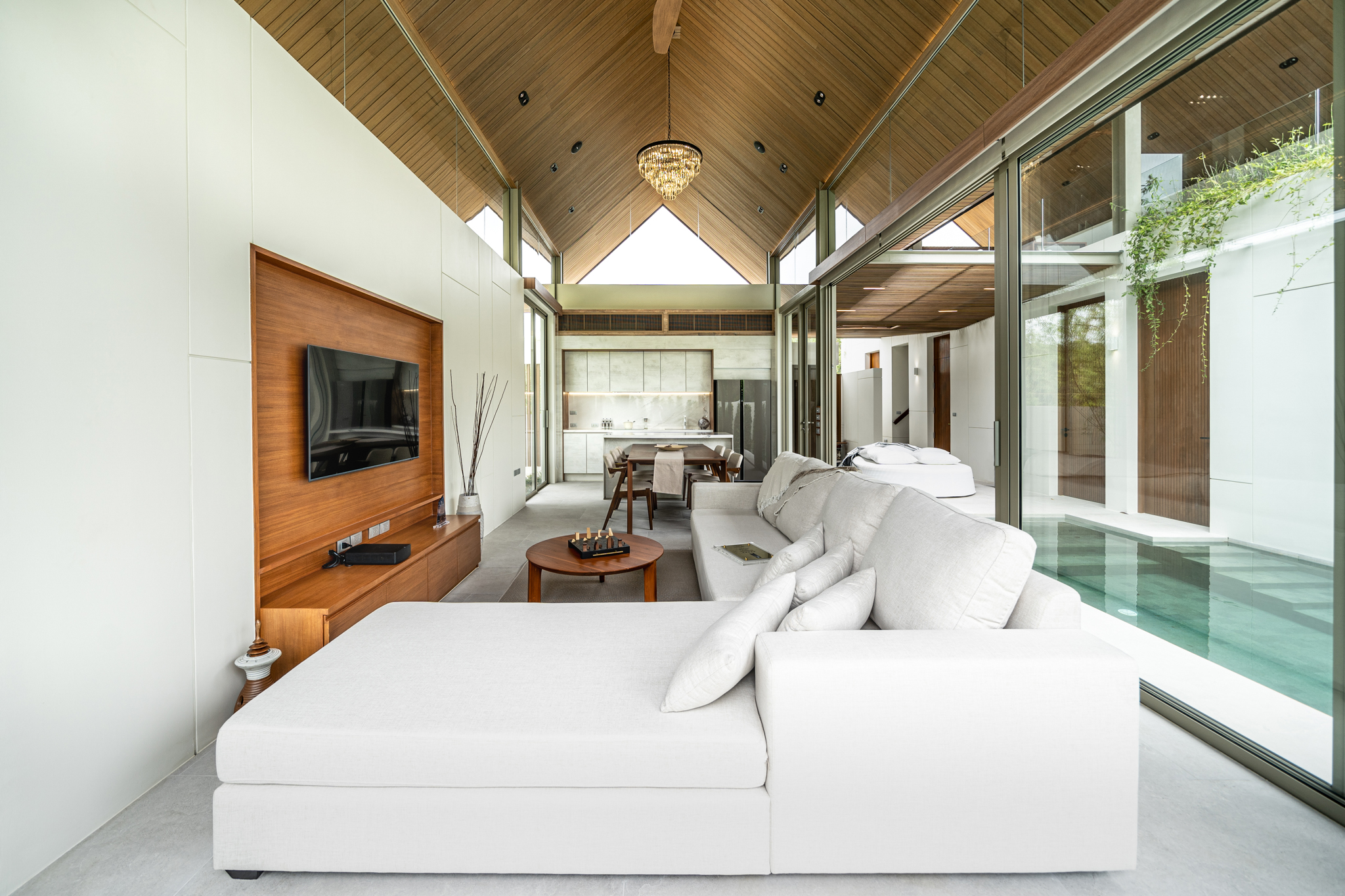 A fully furnished, ready-to-move-in villa in Phuket’s top investment zone. image