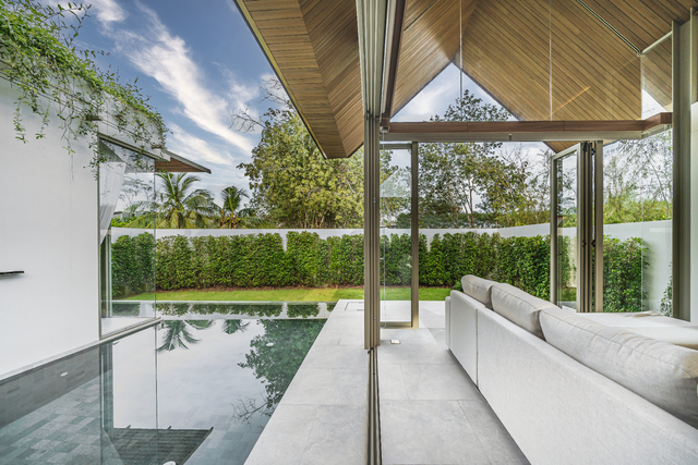A fully furnished, ready-to-move-in villa in Phuket’s top investment zone. image