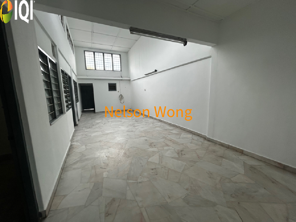 Taman Paramount image