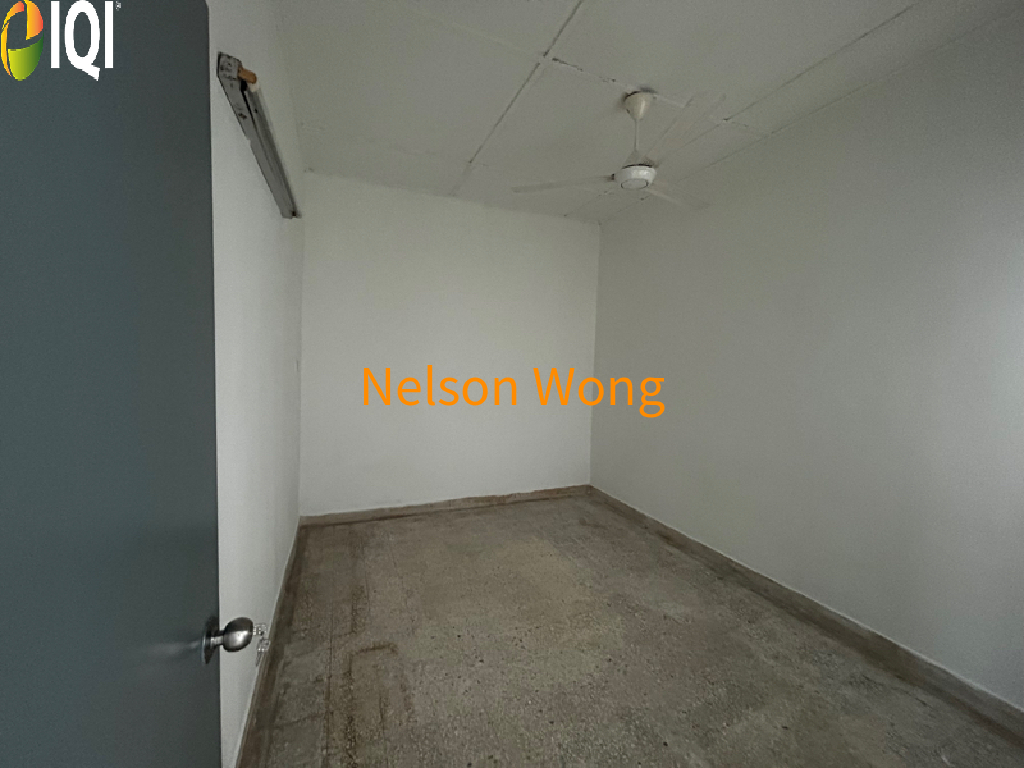 Taman Paramount image