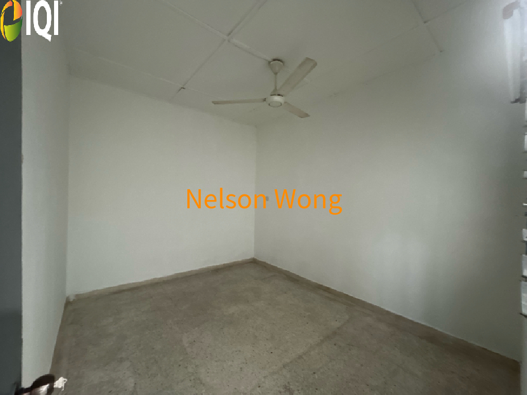 Taman Paramount image