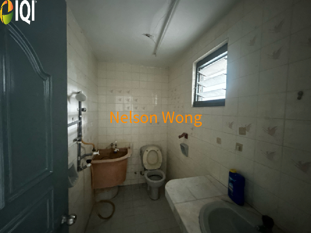 Taman Paramount image