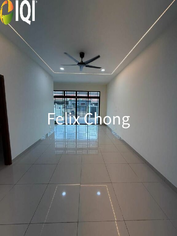 Taman Pelangi Indah 1 Sty Terrace,Jalan Menawan,Ulu Tiram,Renovated image