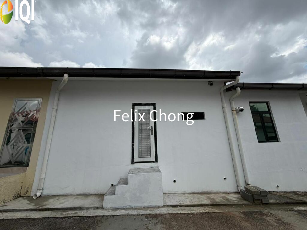 Taman Pelangi Indah 1 Sty Terrace,Jalan Menawan,Ulu Tiram,Renovated image