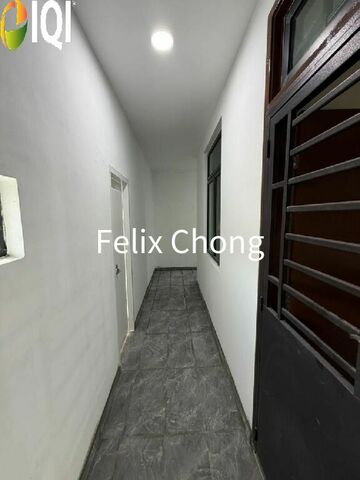 Taman Pelangi Indah 1 Sty Terrace,Jalan Menawan,Ulu Tiram,Renovated image