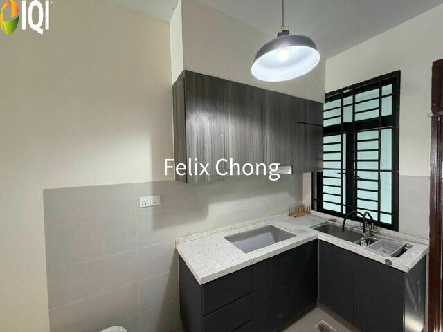 Taman Pelangi Indah 1 Sty Terrace,Jalan Menawan,Ulu Tiram,Renovated image