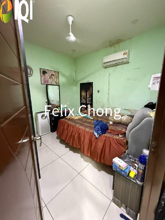 Taman Johor Single Storey Terrace,Jalan Panti,Johor Bahru,Renovated,Extend image