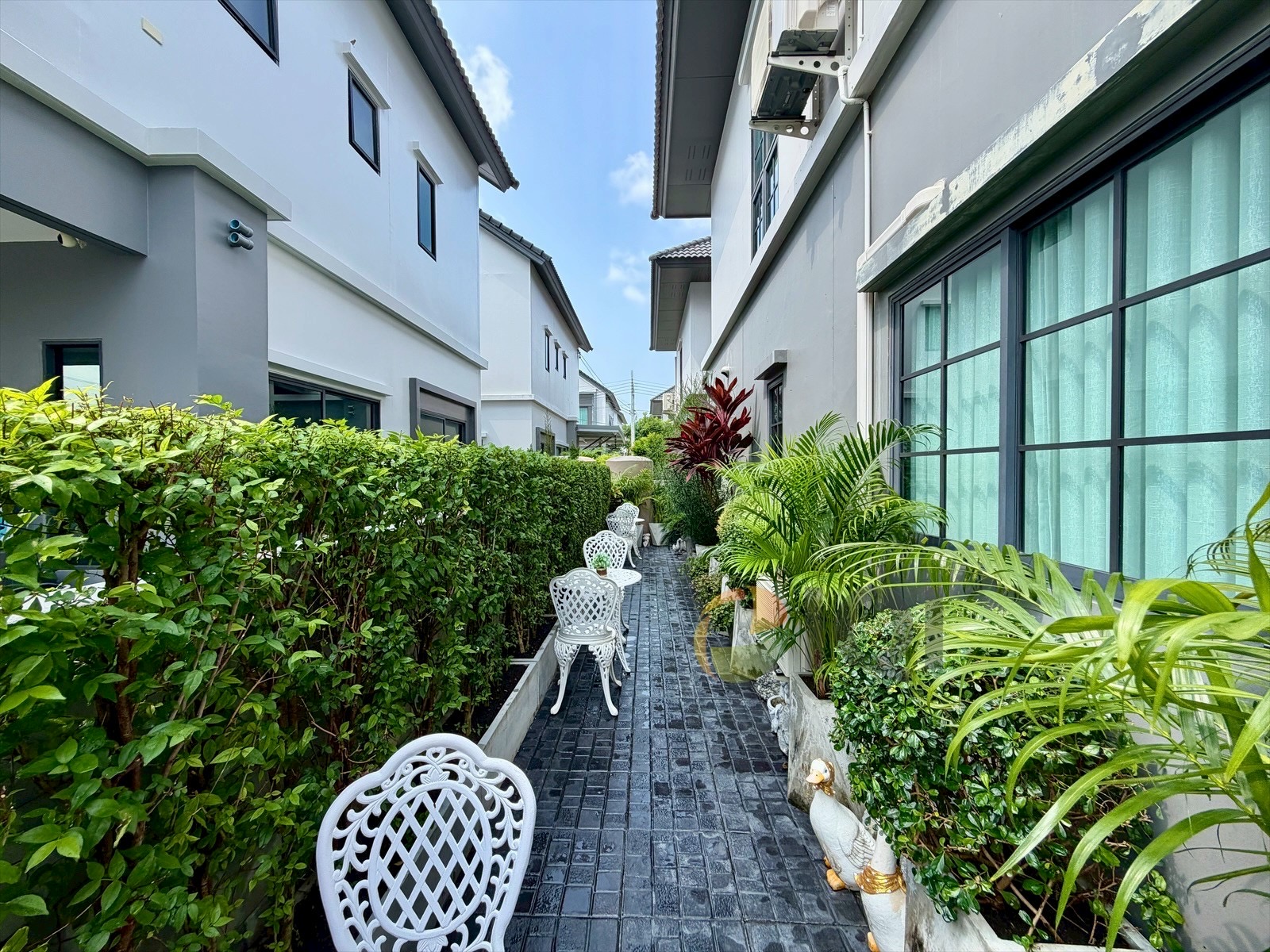 Single house for sale, Grand Britania Bangna - Bang Phli, corner unit, Bangna-Trat Road, KM 35. image