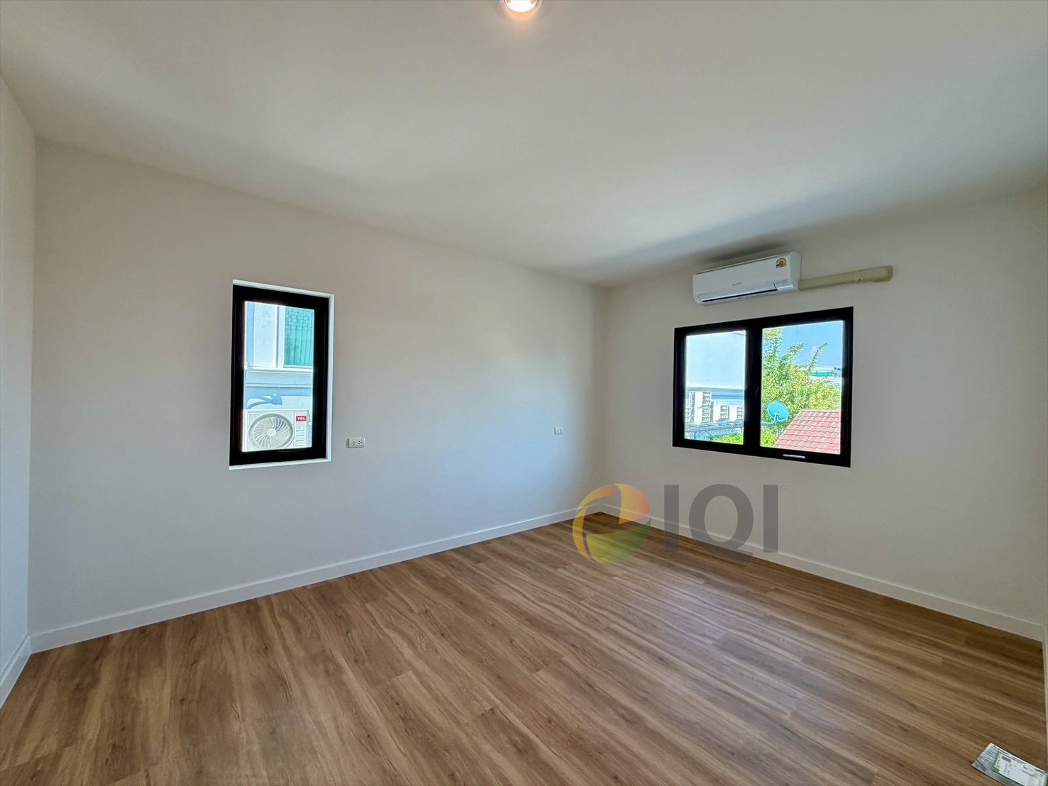 For Sale/Rent: Custom-Built 2-Story Detached House in Ratchada Niwet 14, Minimalist Modern Style, in the Heart of Ratchada image