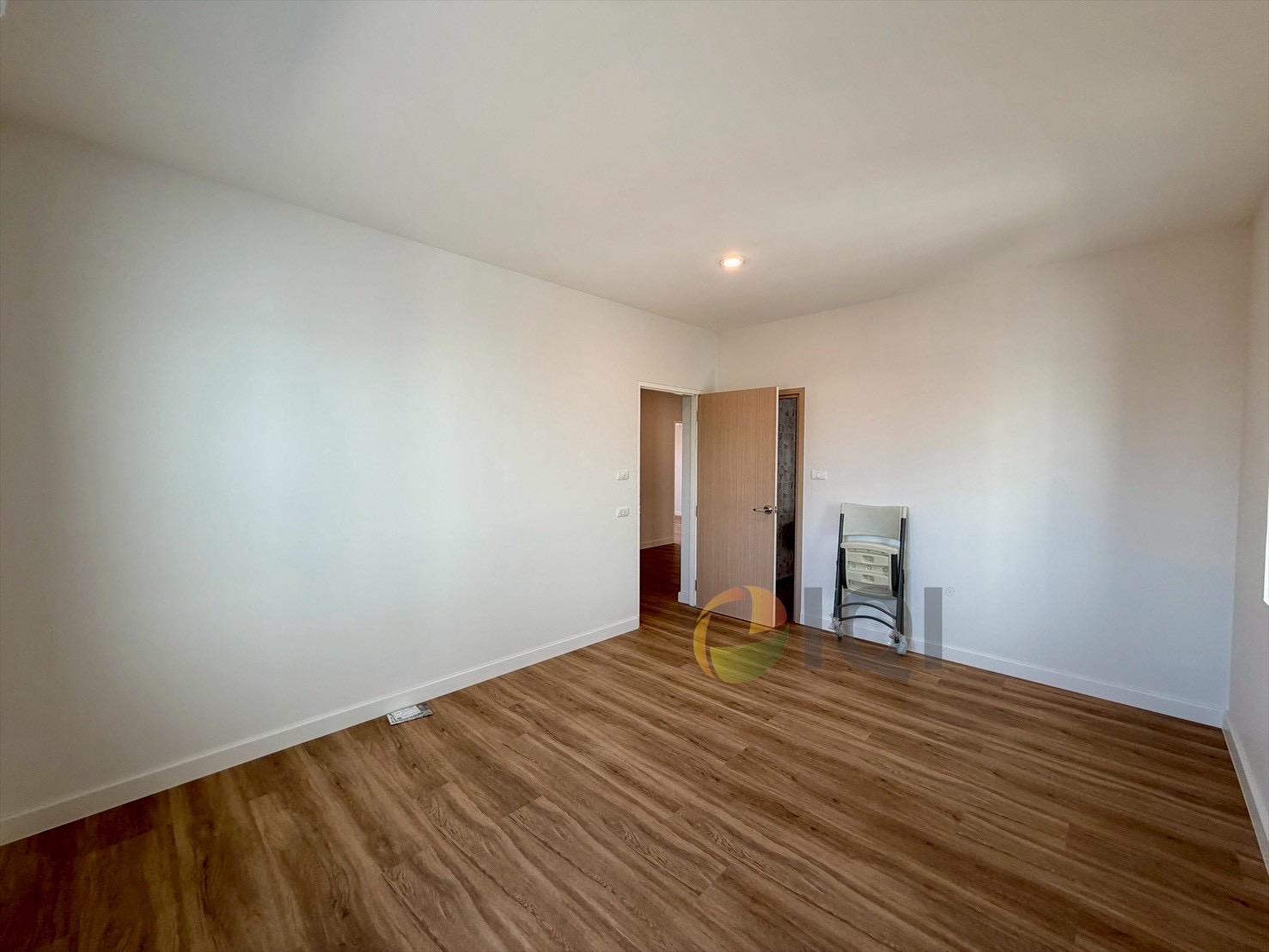 For Sale/Rent: Custom-Built 2-Story Detached House in Ratchada Niwet 14, Minimalist Modern Style, in the Heart of Ratchada image
