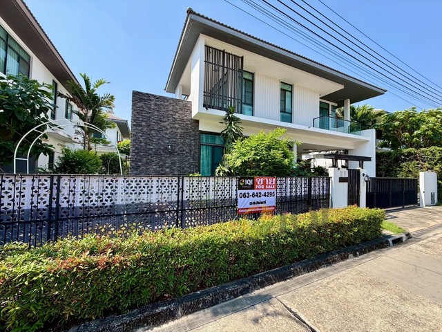 Single house for sale, Mandana Onnut-Wongwaen 4, in excellent condition, ready to move in, near Mega Bangna. photo