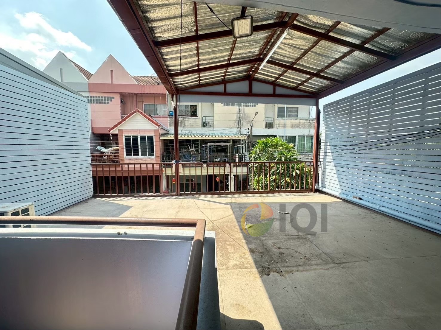 3-Story Townhouse for Sale, very good Condition, Ready to Move In Thararin Gardenville Bangna (Soi Bearing 25)  image