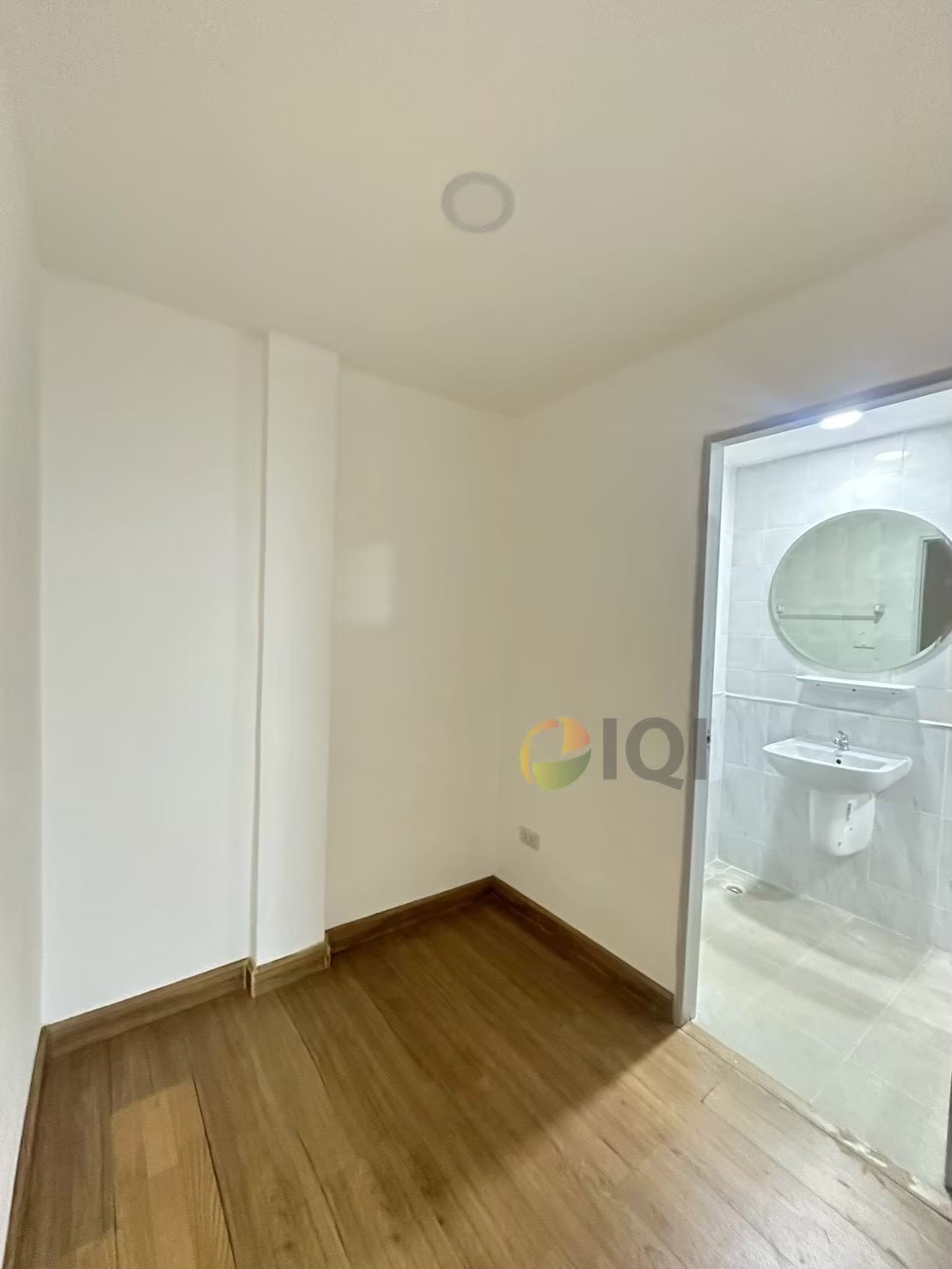 3-Story Townhouse for Sale, very good Condition, Ready to Move In Thararin Gardenville Bangna (Soi Bearing 25)  image