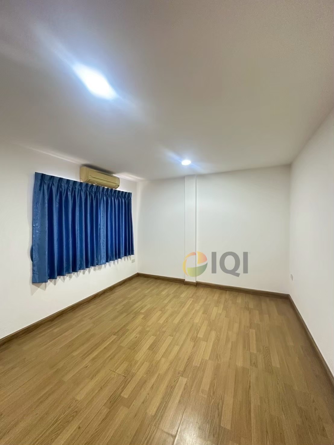 3-Story Townhouse for Sale, very good Condition, Ready to Move In Thararin Gardenville Bangna (Soi Bearing 25)  image