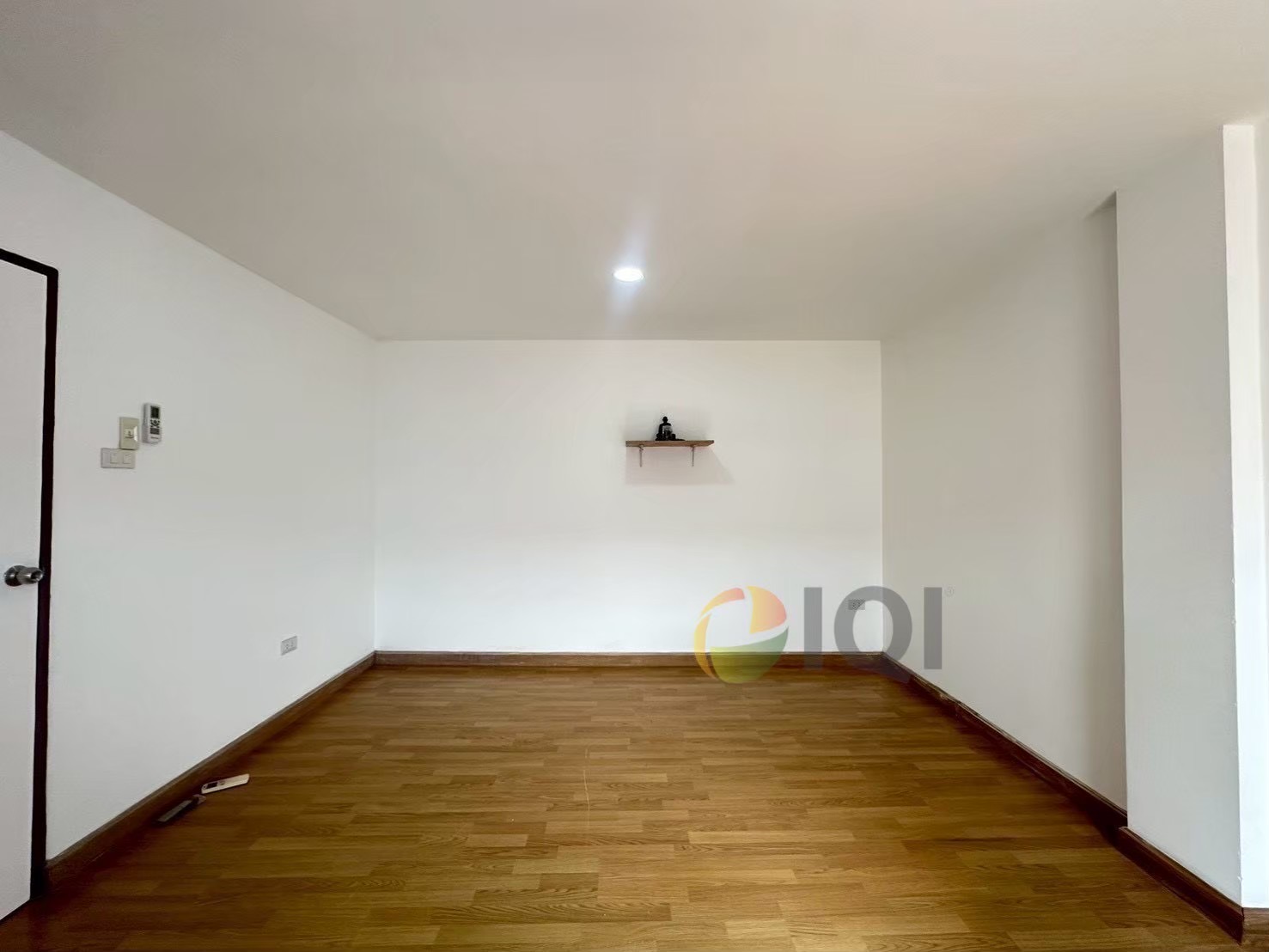 3-Story Townhouse for Sale, very good Condition, Ready to Move In Thararin Gardenville Bangna (Soi Bearing 25)  image