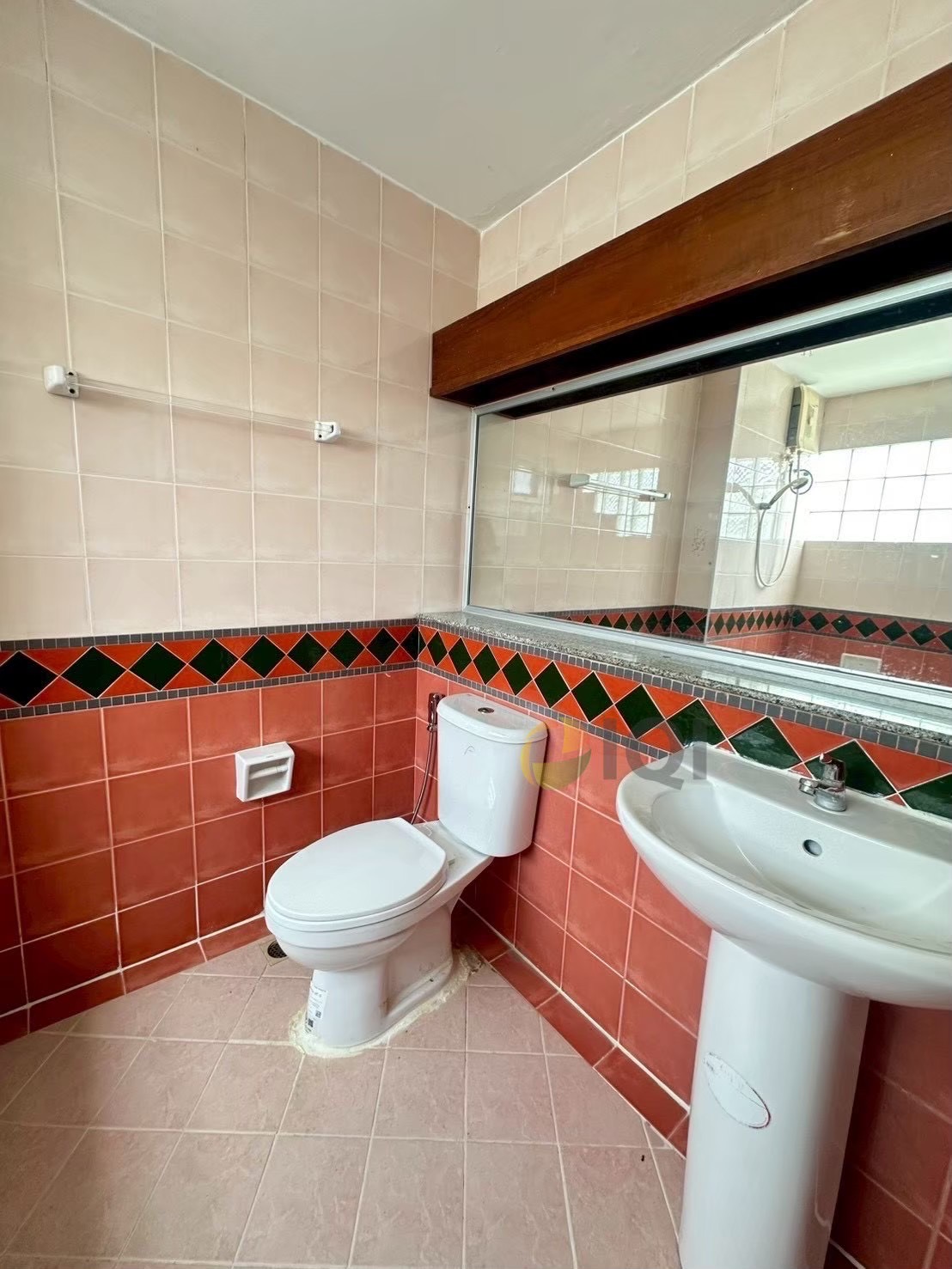 3-Story Townhouse for Sale, very good Condition, Ready to Move In Thararin Gardenville Bangna (Soi Bearing 25)  image