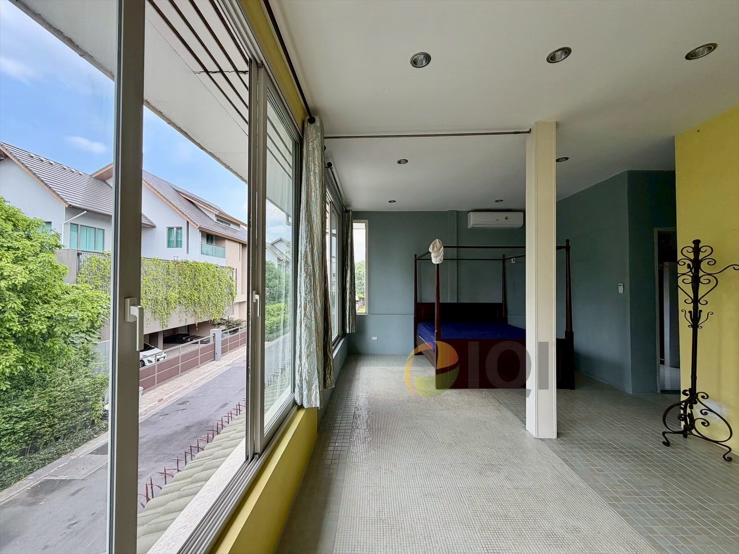Luxury 2-Story House for Sale Baan Lat Phrao 1 image
