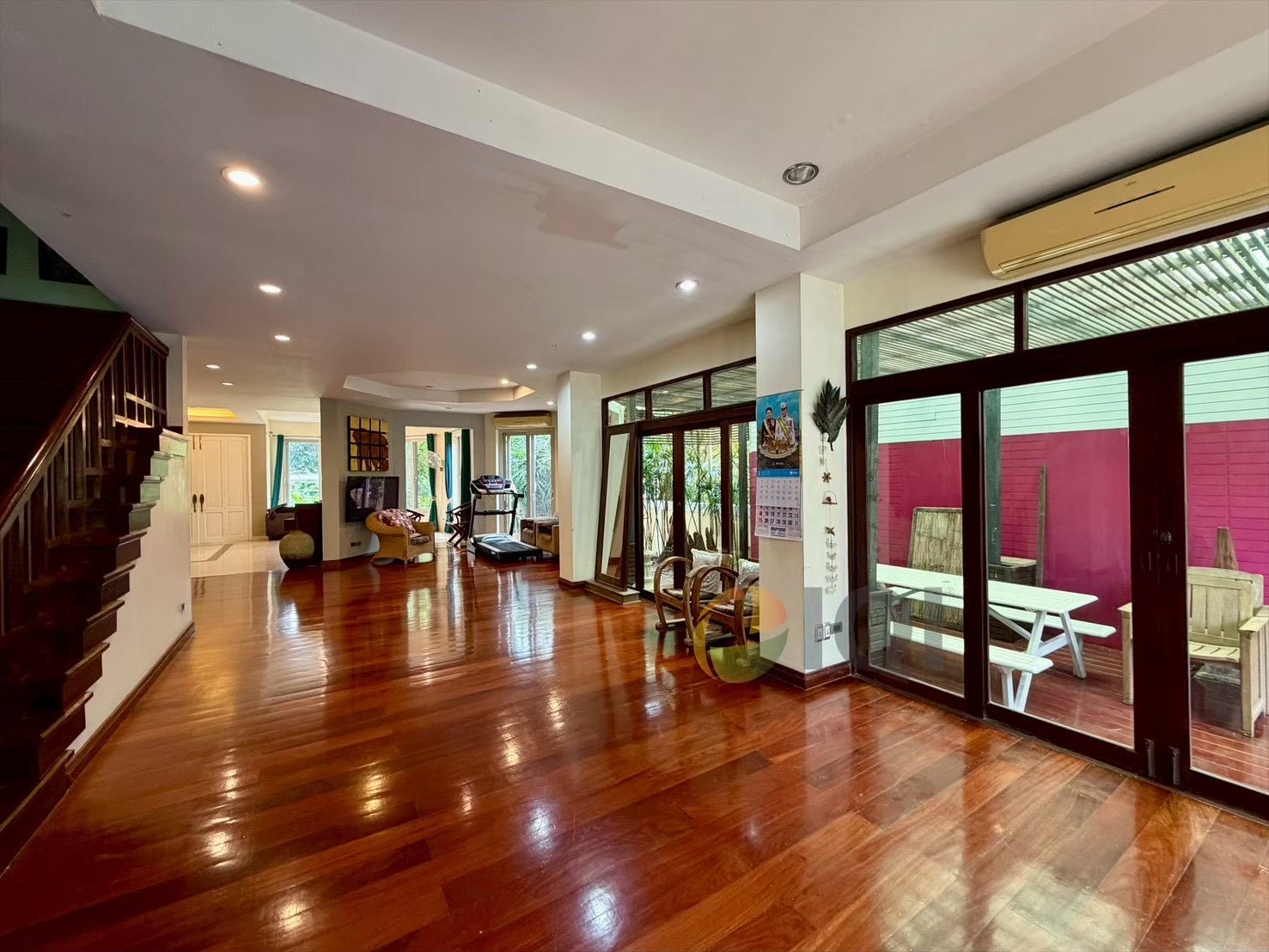 Luxury 2-Story House for Sale Baan Lat Phrao 1 image