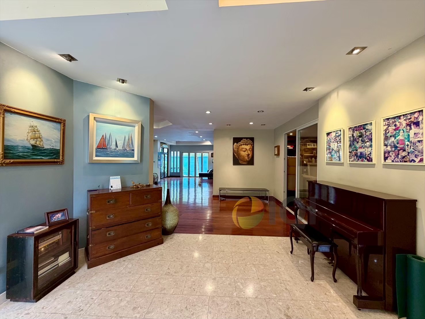Luxury 2-Story House for Sale Baan Lat Phrao 1 image