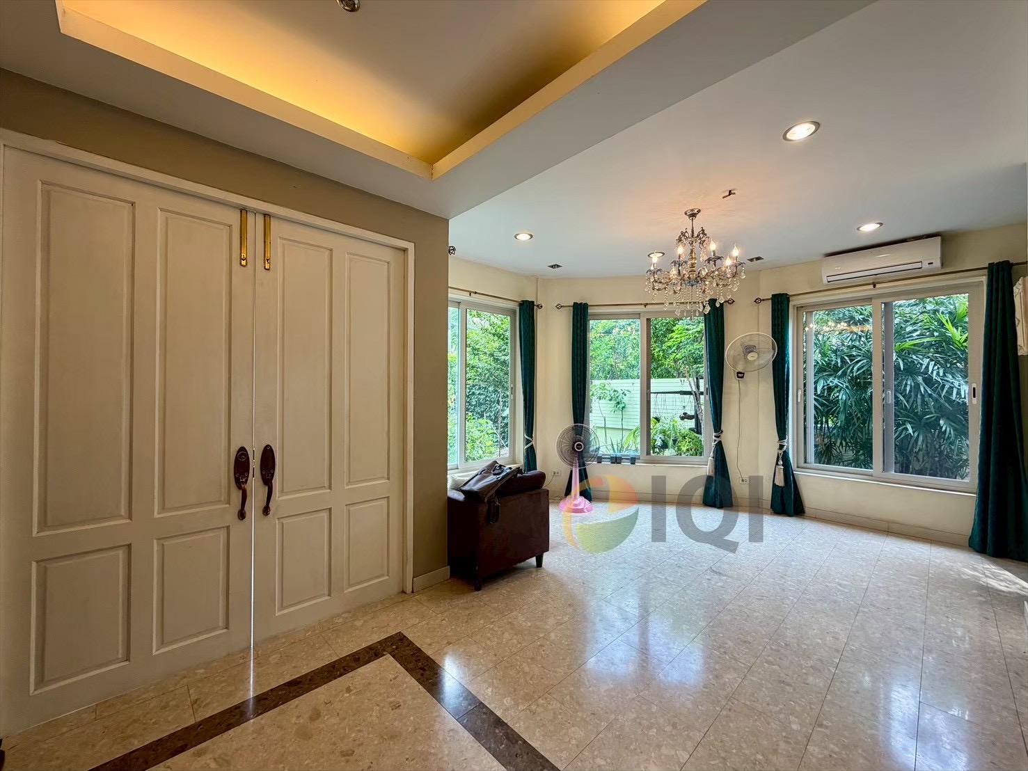 Luxury 2-Story House for Sale Baan Lat Phrao 1 image