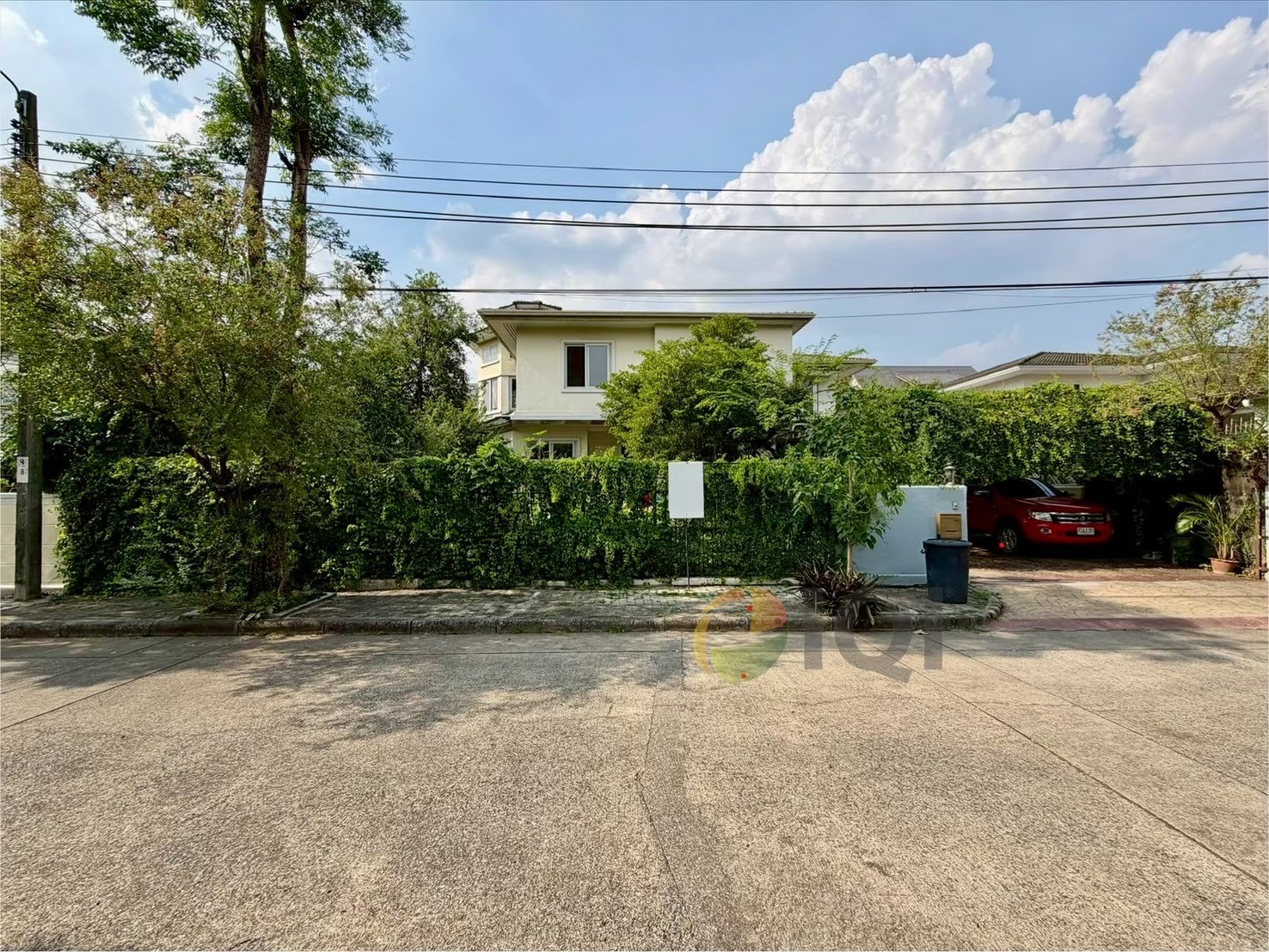 Luxury 2-Story House for Sale Baan Lat Phrao 1 image