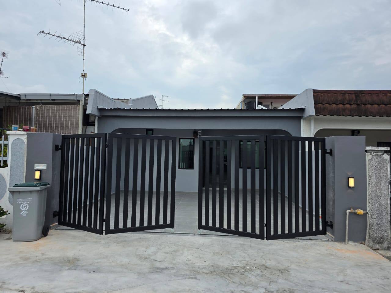 Taman Sri Pulai Single Storey Terrace,Jalan Pakis,Skudai,Renovated,Extend image