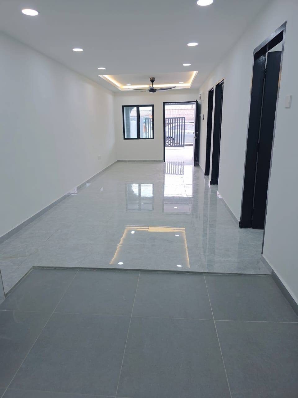 Taman Sri Pulai Single Storey Terrace,Jalan Pakis,Skudai,Renovated,Extend image