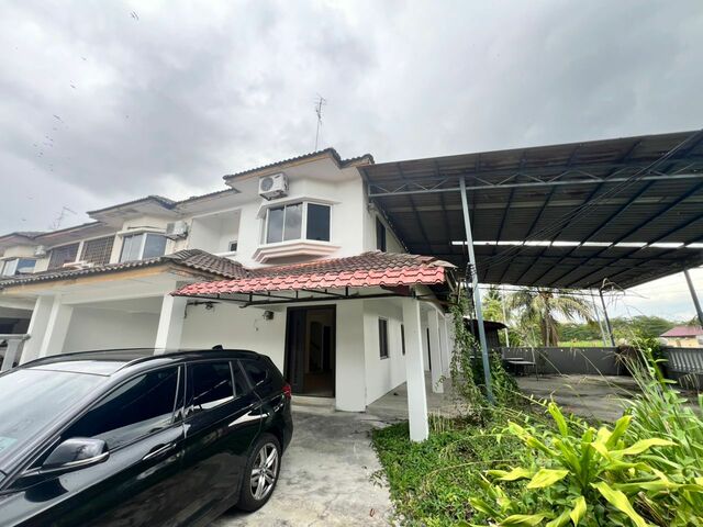 Taman Guru 2 Sty Corner Lot,Jalan Kerapu,Kota Tinggi,Full Loan,Renovated image