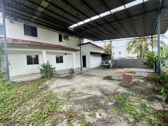 Taman Guru 2 Sty Corner Lot,Jalan Kerapu,Kota Tinggi,Full Loan,Renovated image