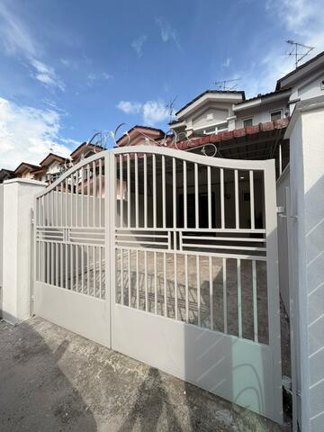 Taman Puteri Wangsa 2 Sty Medium Cost,Renovated,Jalan Bestari,Ulu Tiram photo