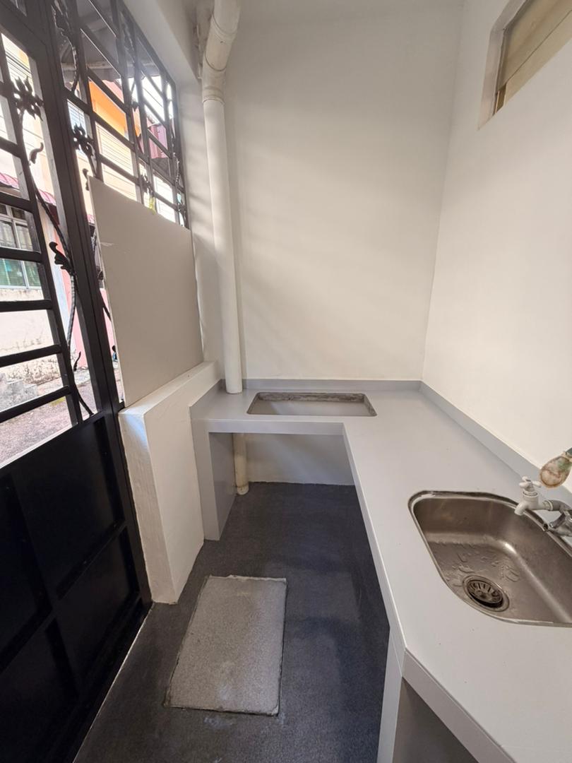 Taman Puteri Wangsa 2 Sty Medium Cost,Renovated,Jalan Bestari,Ulu Tiram image