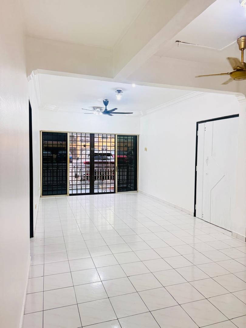 Lily Jasmine Apartment,Tampoi,Skudai,Ground Floor,Renovated,Johor Bahru image
